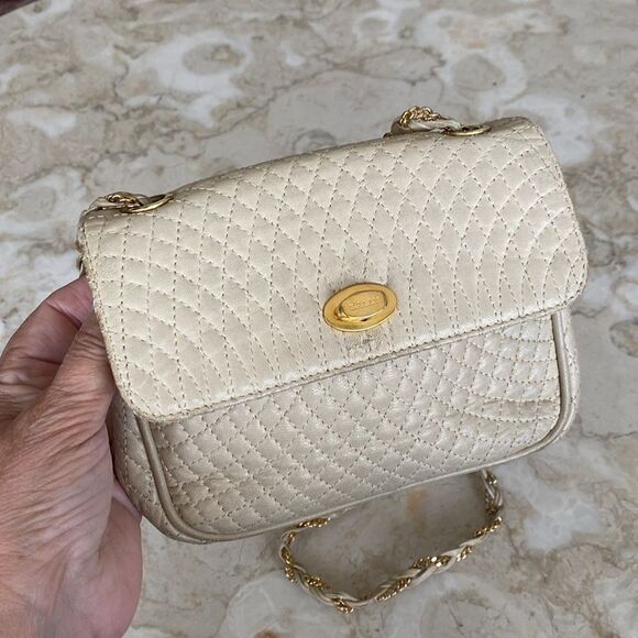 Bally Quilted Ivory Leather Woven Chain Strap Shoulder Bag Vintage - Picture 5 of 15